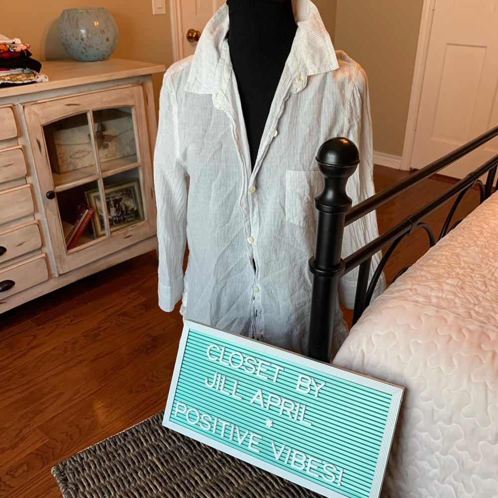 Anthropologie , holding horses top